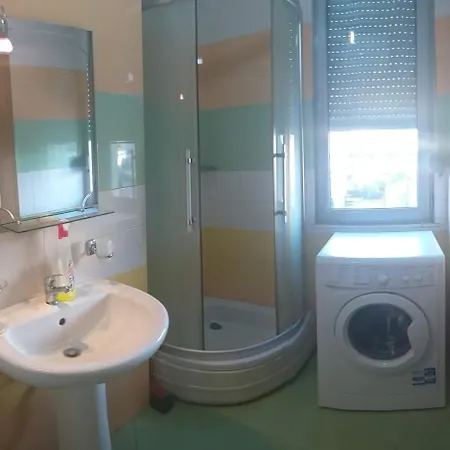 Sol 3 * Τίρανα