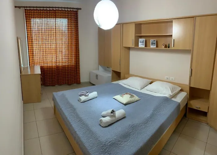 Sol 3 公寓 地拉那